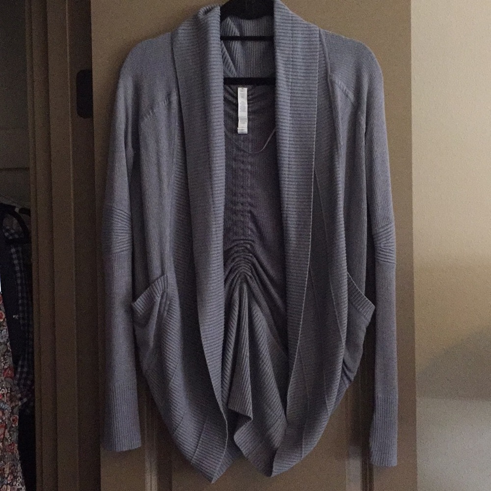 Lululemon Transformation Wrap